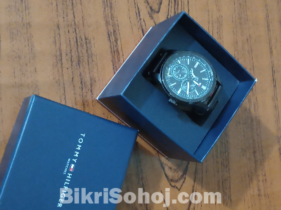 TOMMY HILFIGER watch